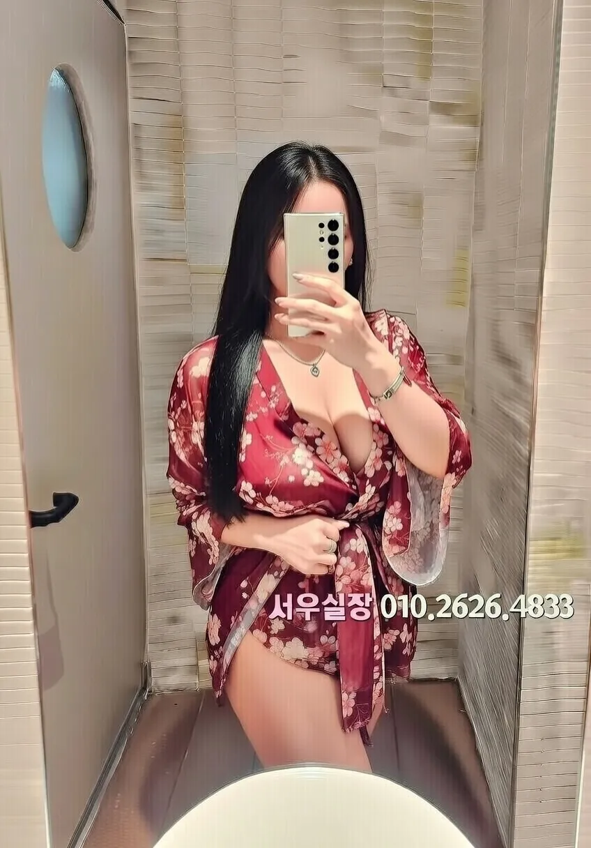 성수 룸싸롱 프리미엄 라인업 2번 프로필