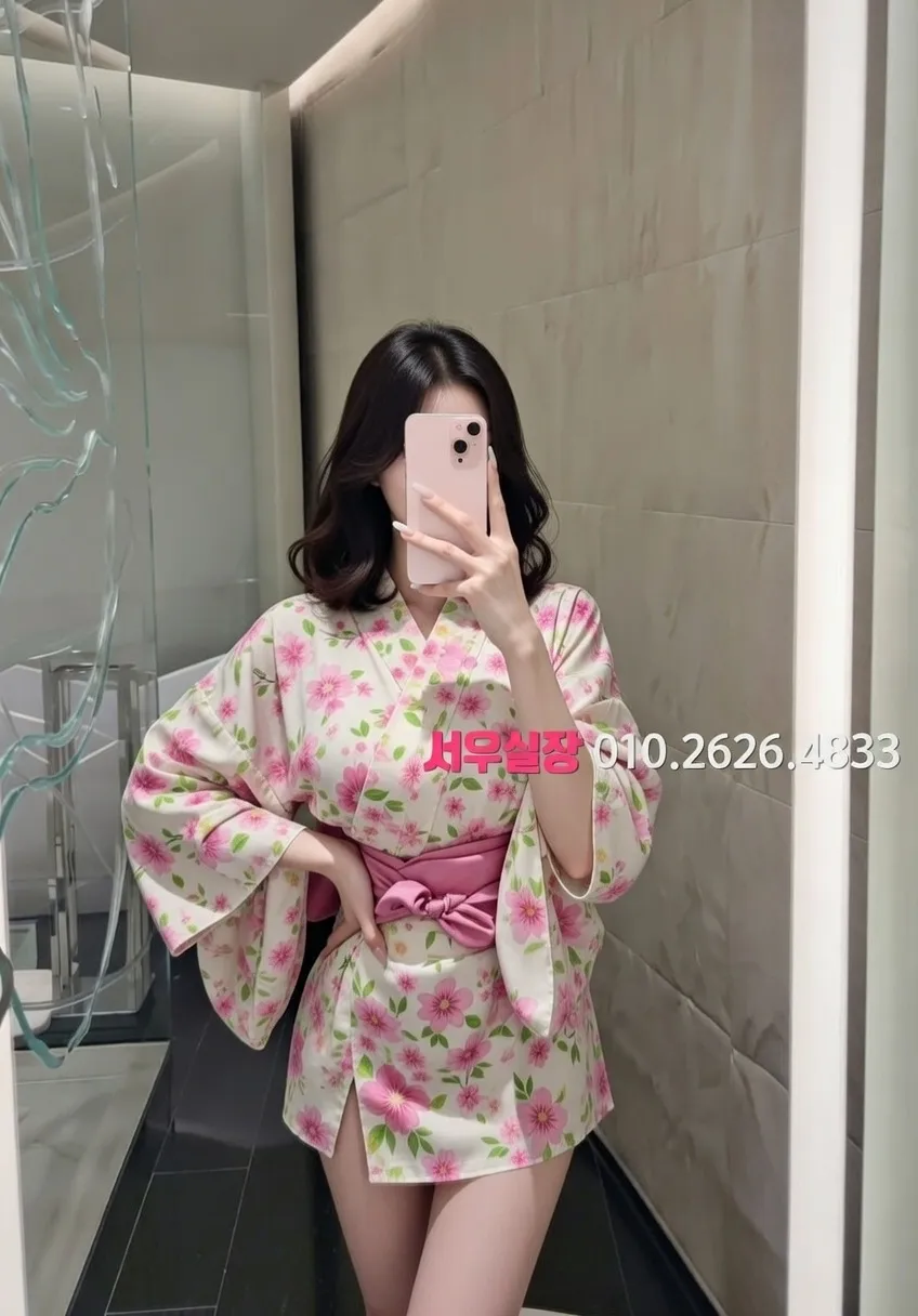 성수 다국적노래방 프리미엄 라인업 8번 프로필